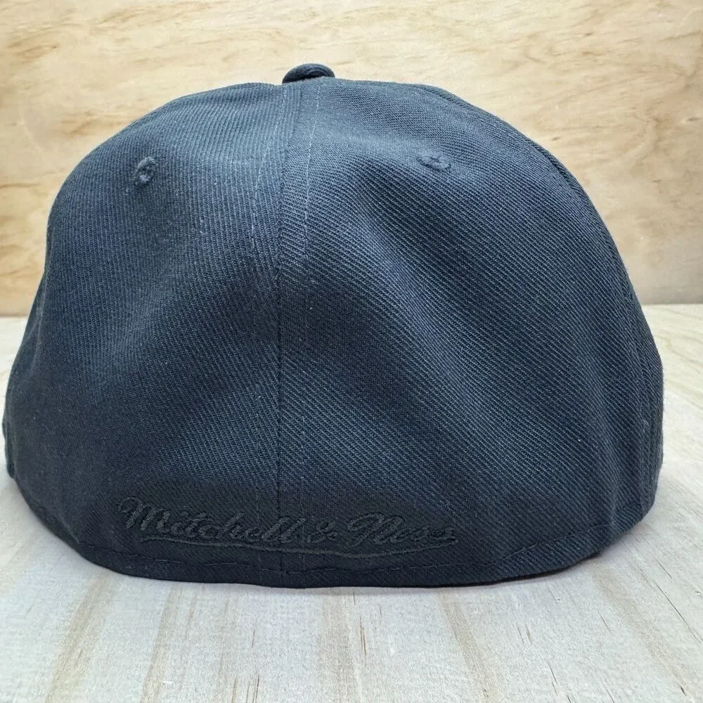 NEW Buffalo Sabres Mitchell Ness Liberty Fitted Cap Hat All Black Sz 7 1/4